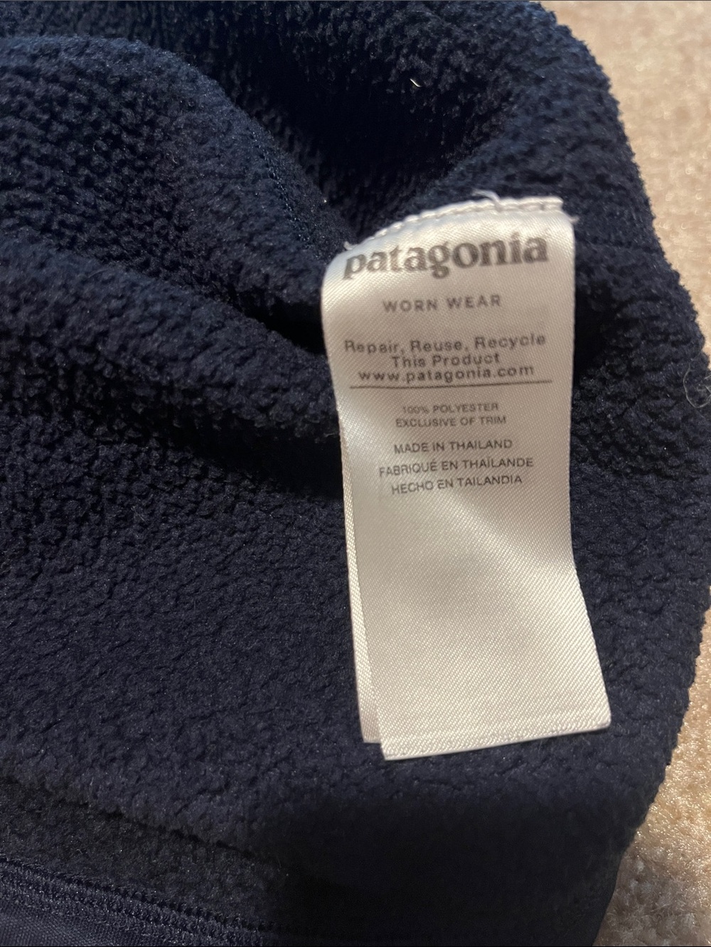 Patagonia Men’s Navy Quarter-Zip Fleece Pullover - Picture 5 of 5